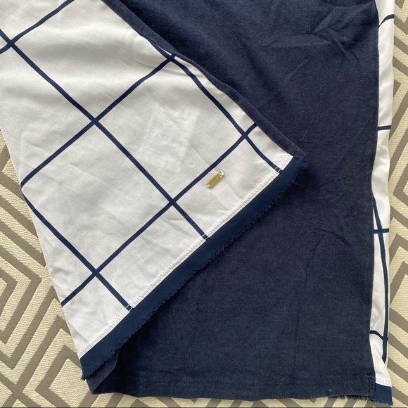 Tommy Hilfiger tee shirt blouse - Picture 4 of 5